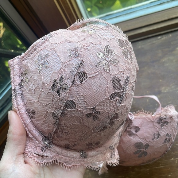 Victorias Floral Lace Underwire Bra - Pink 34D - Picture 13 of 13